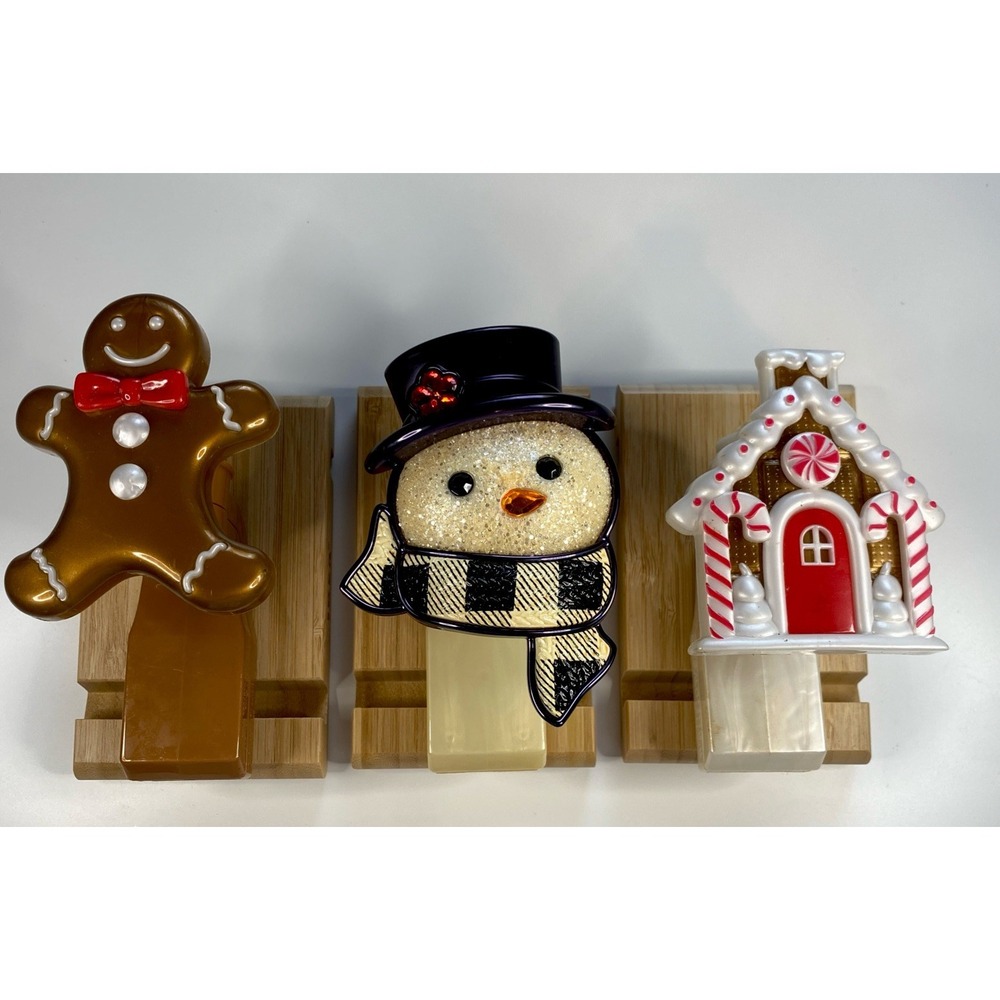 Bath & Body Works Christmas Wallflower plug-ins Snowman, Gingerbread Man & House